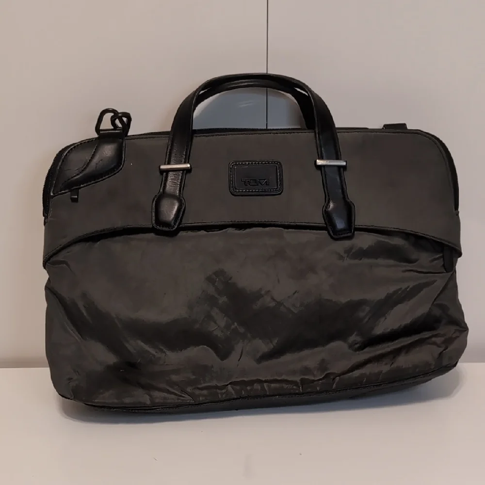 Tumi sophisticated briefcase